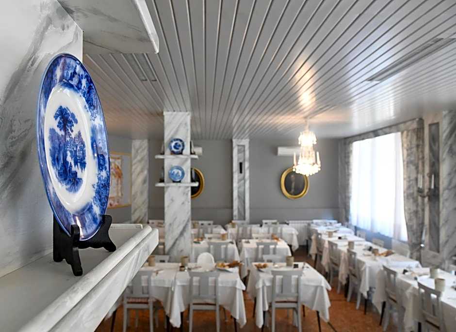 Hotel Villa Maria & Apartment