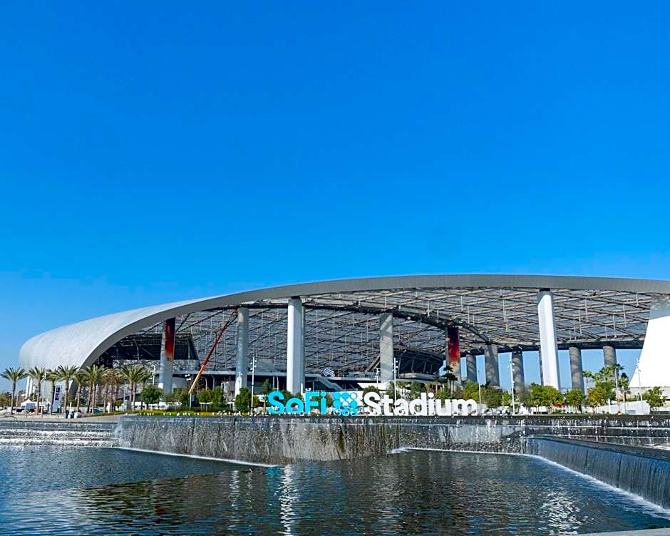 Hyatt Regency Los Angeles International Airport