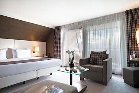 Premium Double Room with Mountain View