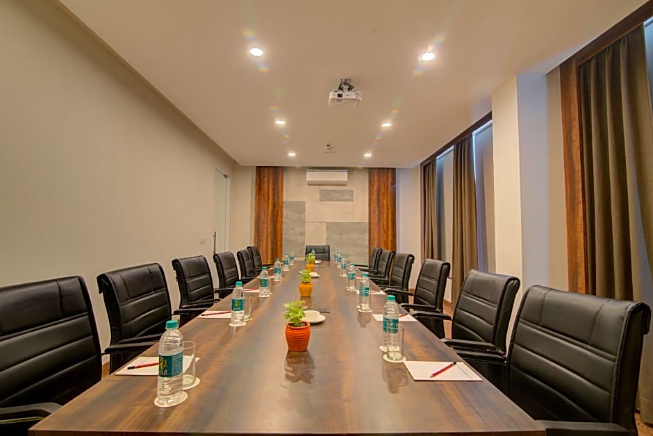 Ramada by Wyndham New Delhi Pitampura