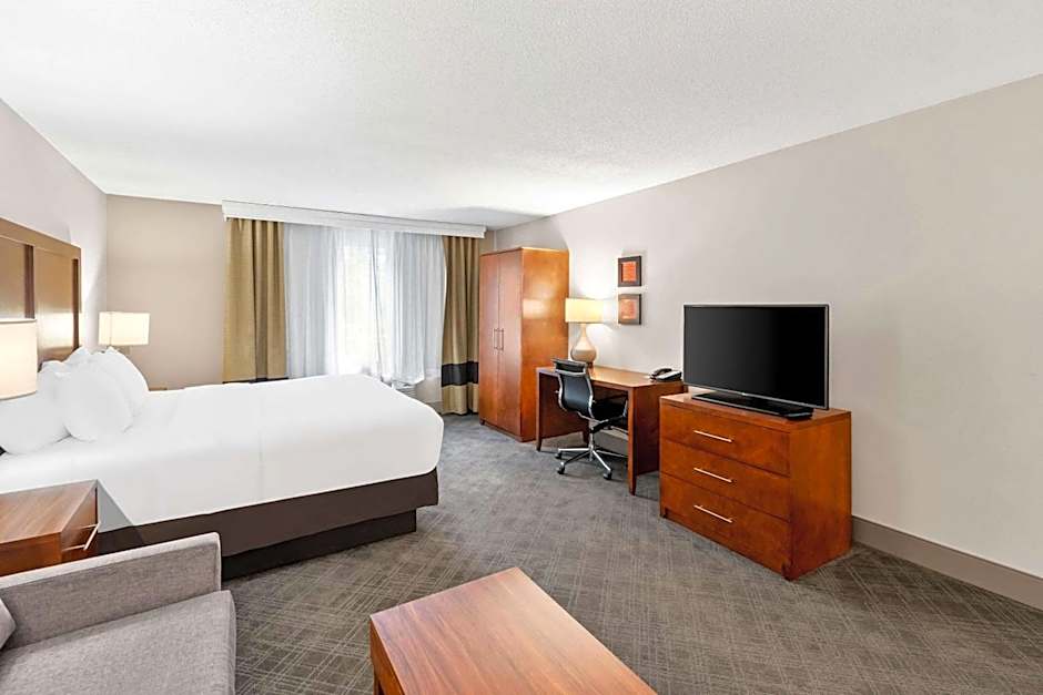 Comfort Inn West