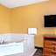 Super 8 by Wyndham Salisbury