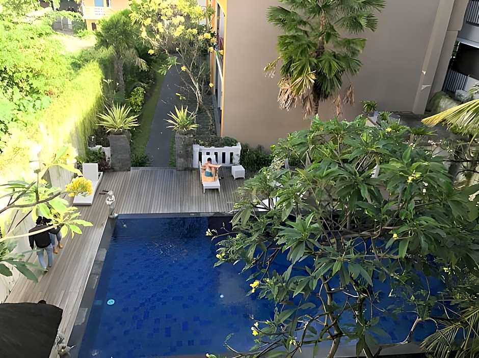 Kamini Legian Hotel