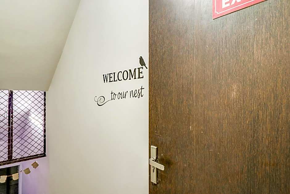 RS Hotels by OYO Rooms – Delhi, NY