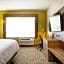 Holiday Inn Express & Suites - San Jose Silicon Valley By IHG