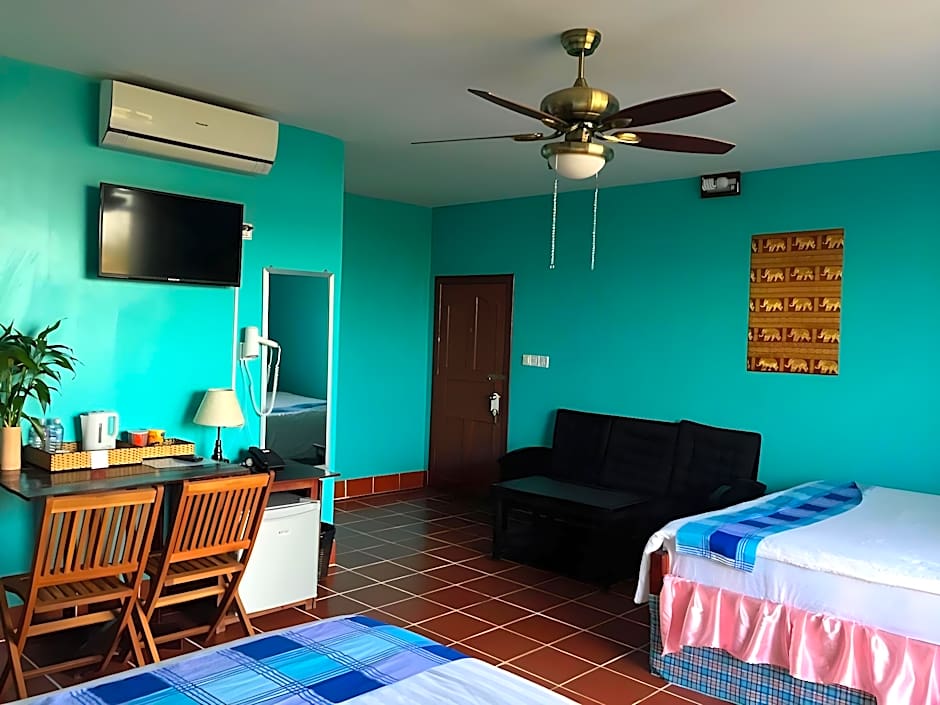 River Dolphin Hotel
