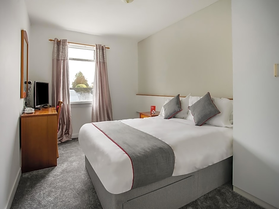 OYO Glenpark Hotel, Ayr Central