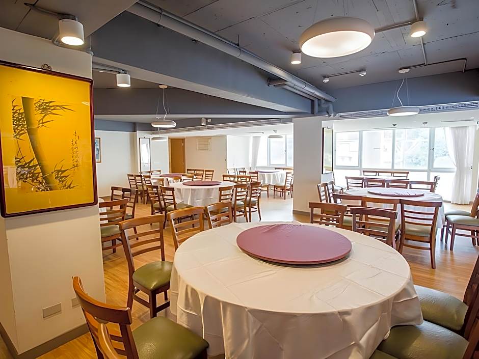 Pacific Hot Spring Hotel Green Bay