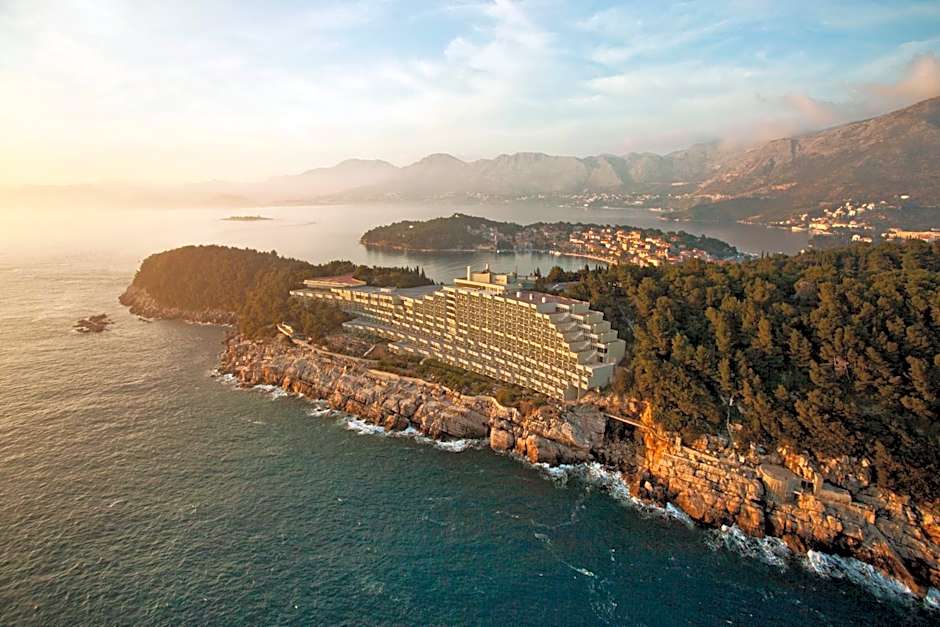 Photo 1 of 48 of Hotel Croatia
