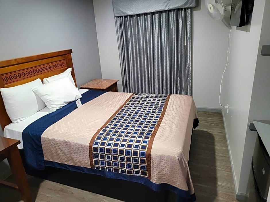 Las Palmas Hotel