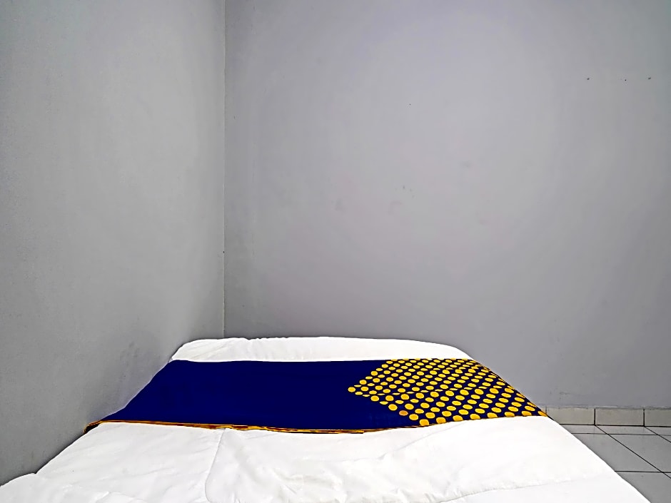 SPOT ON 91325 Pondok Hijau Guest House Syariah