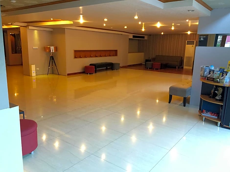 OYO 796 Paradise Sukhumvit Hotel