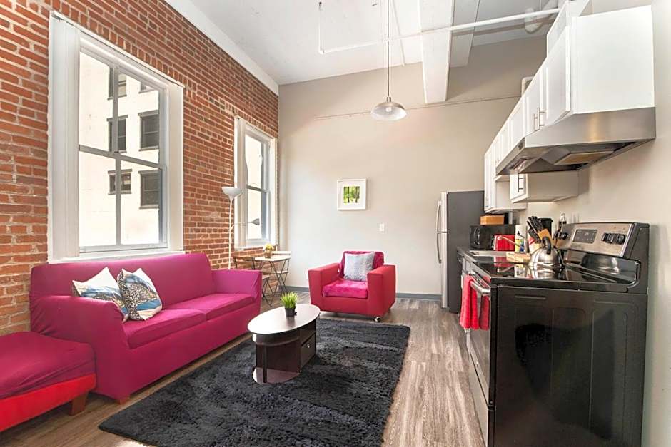 Renu Denver - Relax, Revive, Renew