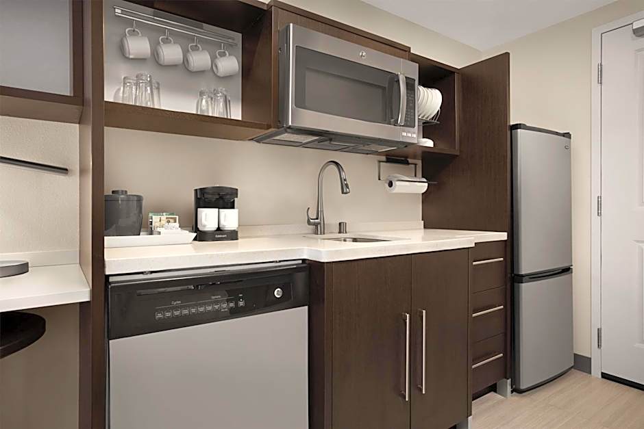 Home2 Suites by Hilton Anchorage/Midtown