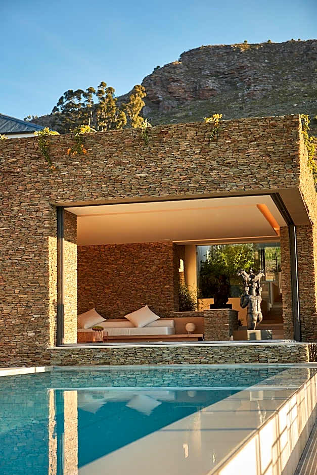 Leeu Estates