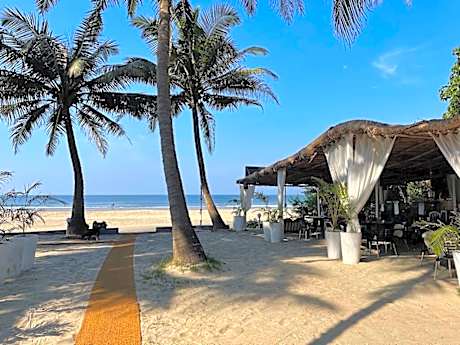 Mamagoa Beach Resort