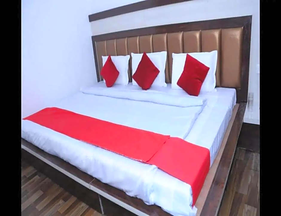 Hotel Lords Paradise