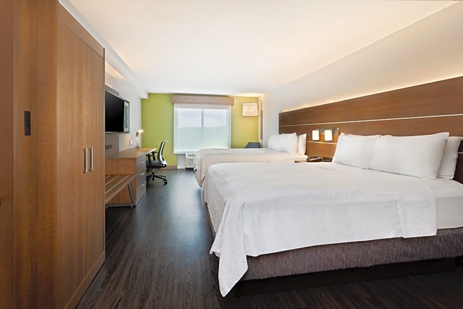 Holiday Inn Express Hotel & Suites Largo-Clearwater