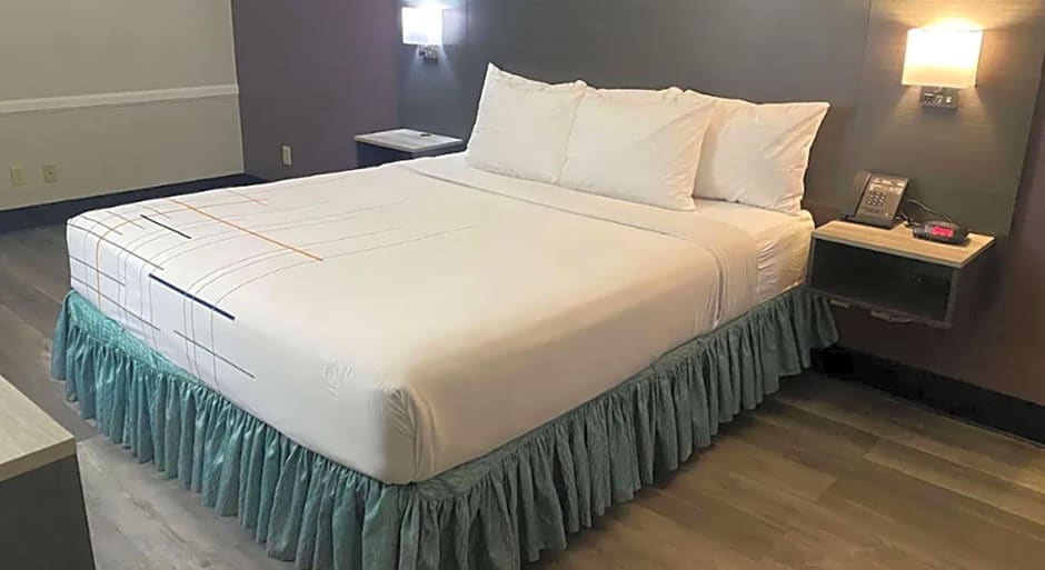 La Quinta Inn by Wyndham Bakersfield South
