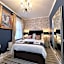 Delovely Hotel