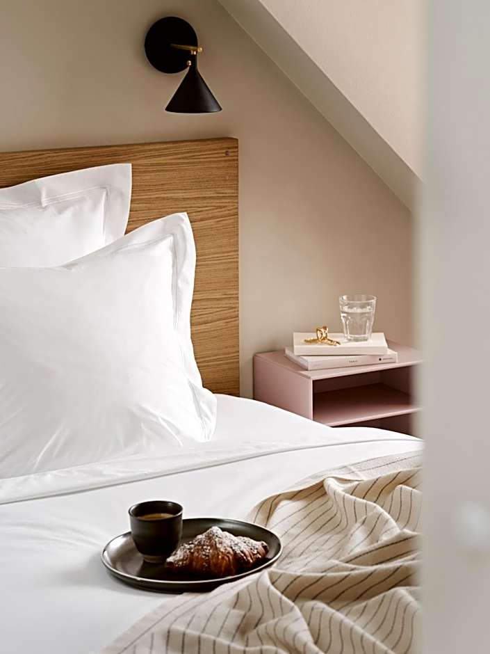 Aura Apartment Hotel