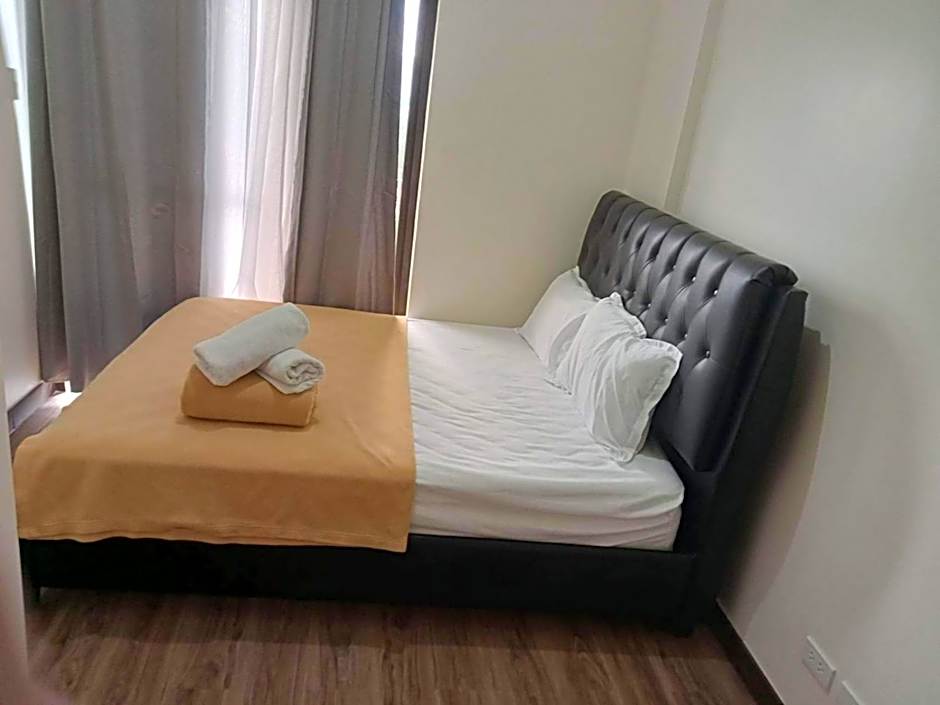 BRISTLE RIDGE CONDOMINIUM