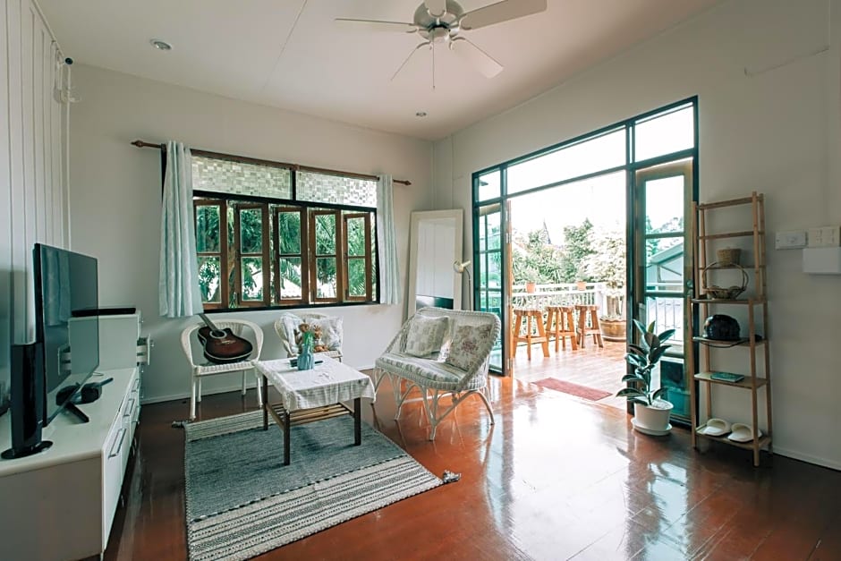 Banya BnB ที่พักบ้านย่าบีแอนด์บี เมืองประจวบฯ