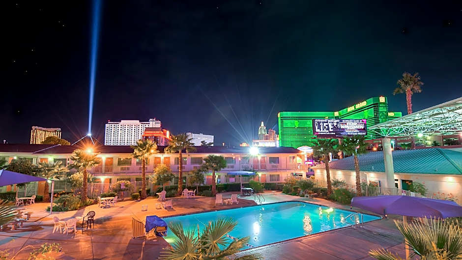 Capital O Tropicana Ave Casino & Hotel Vegas – Las Vegas, NV