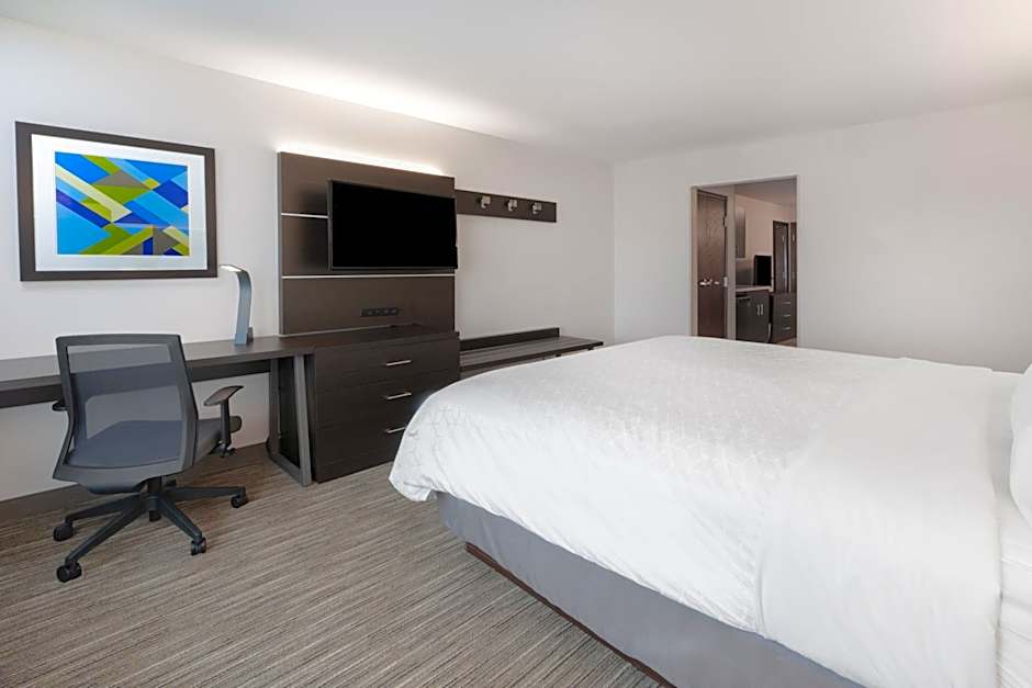 Holiday Inn Express & Suites Trinidad By IHG