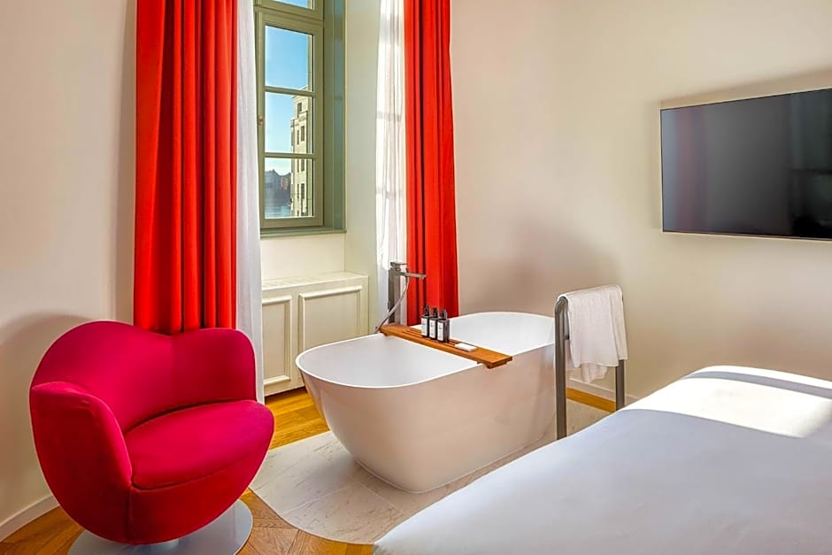Kimpton Bem Budapest By IHG
