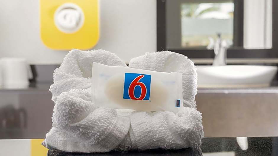 Motel 6 Ontario Airport