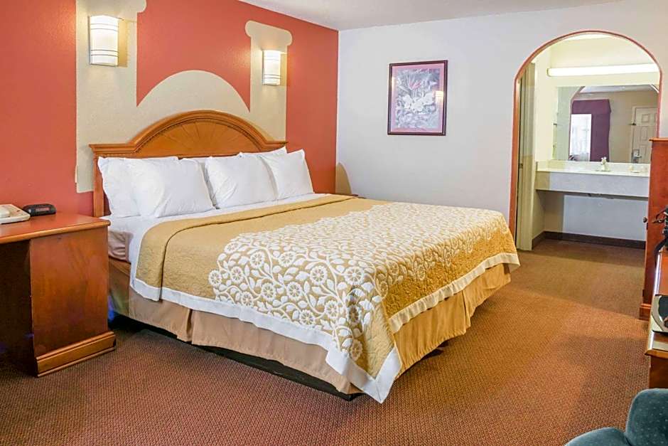 Days Inn by Wyndham Bastrop