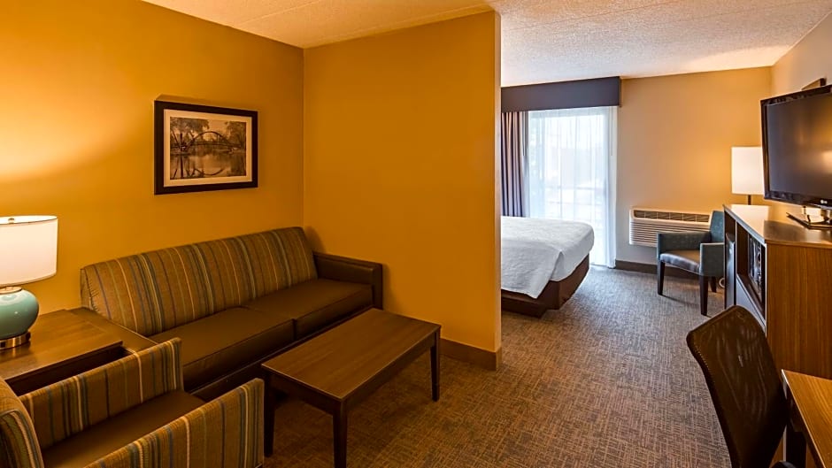 Best Western East Towne Suites