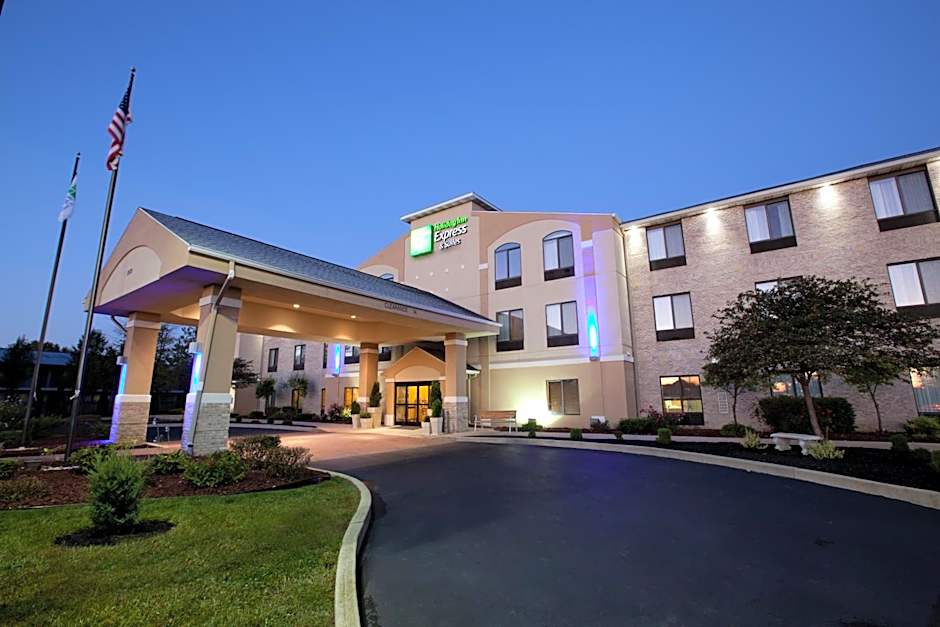 Photo 1 of 50 of Holiday Inn Express Plymouth By IHG