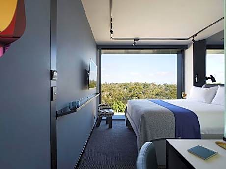 TRIBE King Room with Park View