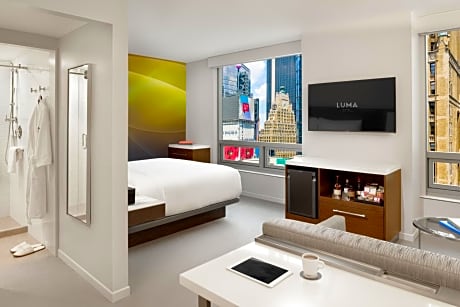 LUMA King Suite with Sofa Bed