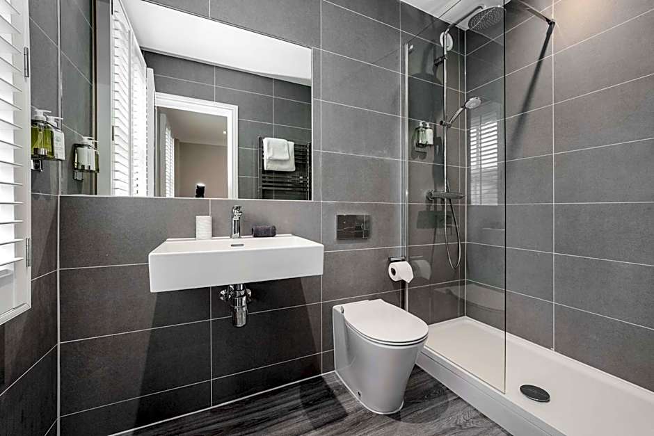 The Regent Aparthotel