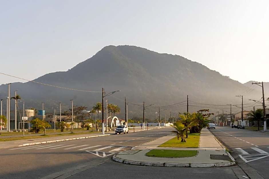 Casa com piscina prox a Praia em Peruibe SP