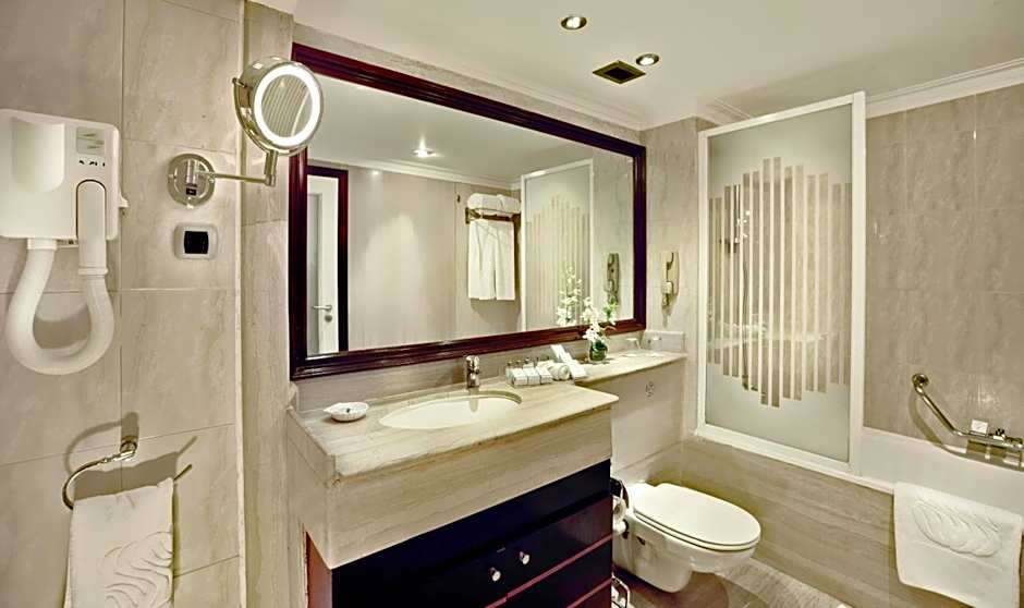 Sonesta Hotel Tower & Casino Cairo