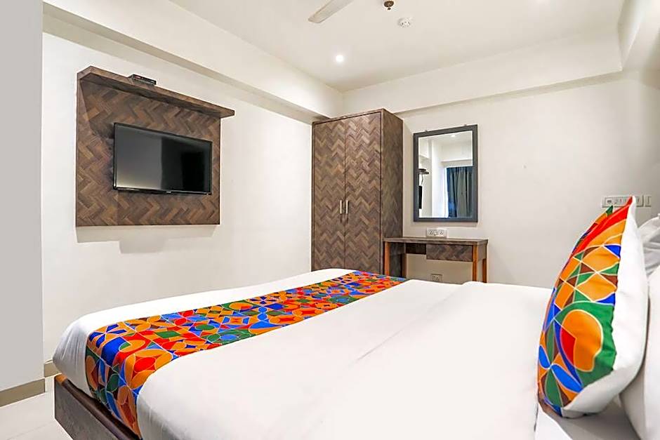 FabHotel JR Residency I - Turbhe