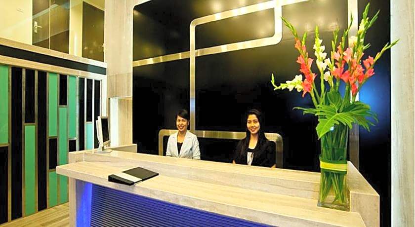 FX Hotel Metrolink Makkasan