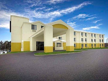 Baymont by Wyndham Fort Collins