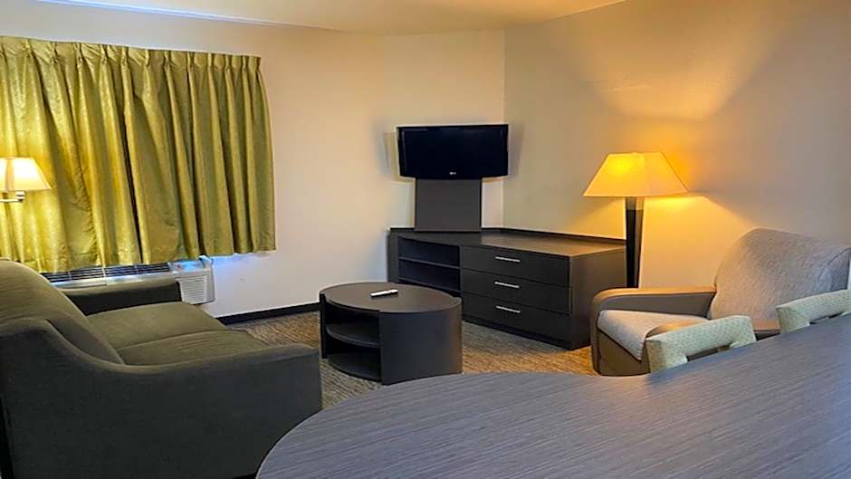 Candlewood Suites Tulsa