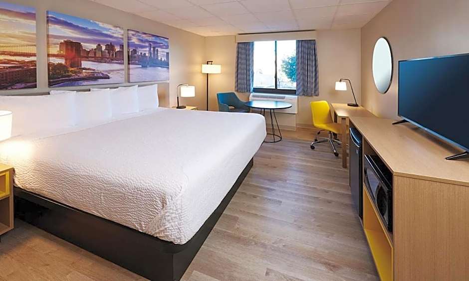 Days Inn by Wyndham Glen Allen