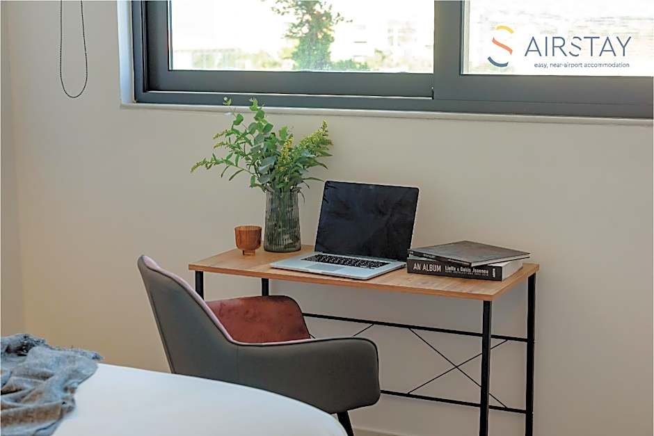 Zed Smart Property Airport by Airstay