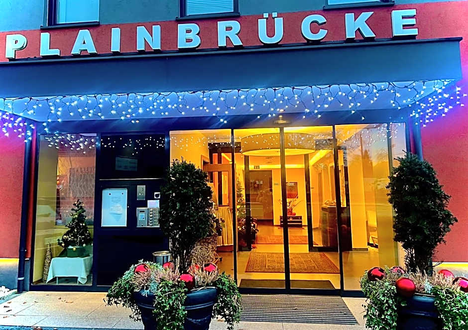 Hotel Plainbrücke | self check-in