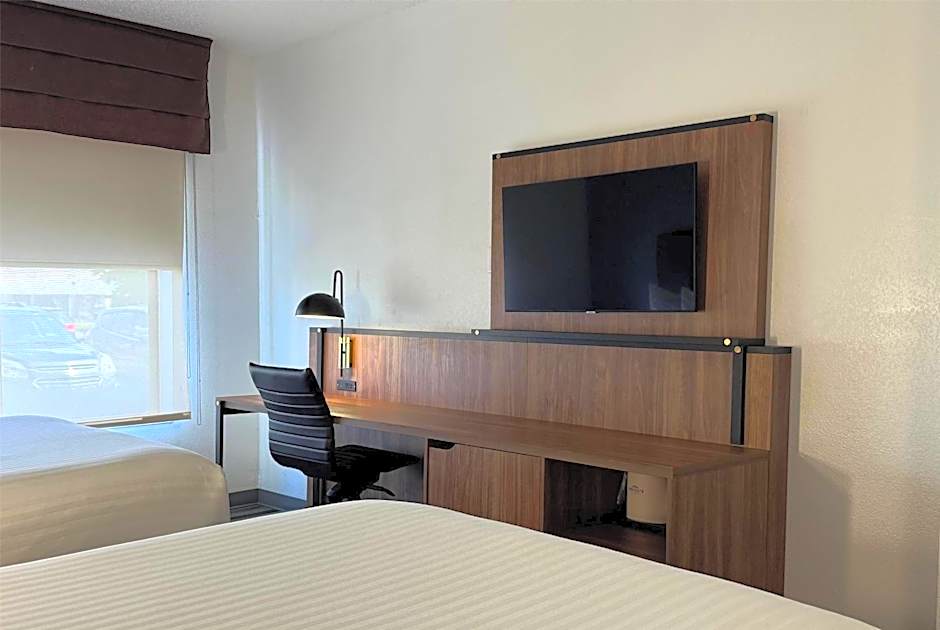 Wingate by Wyndham Indianapolis Airport-Rockville Rd.