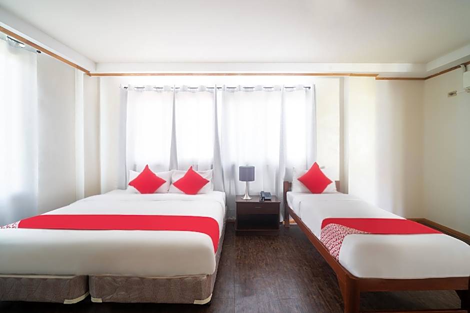 OYO 162 The West Inn