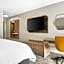Holiday Inn Express & Suites Joplin Southeast