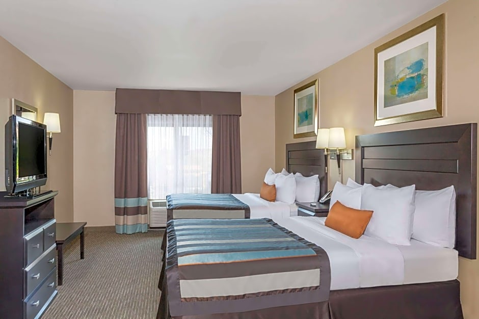 Photo 1 of 1 of 1 King Bed, Mobility Accessible